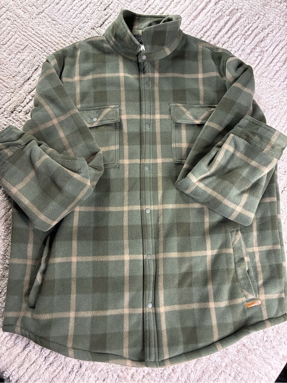 Menβs Green Plaid Fleece Jacket - Lightweight Cozy Coat